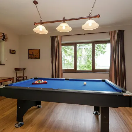 فيلة Tenneville With Sauna *