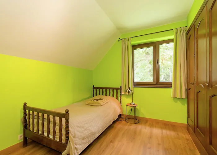 Villa Tenneville With Sauna Erneuville