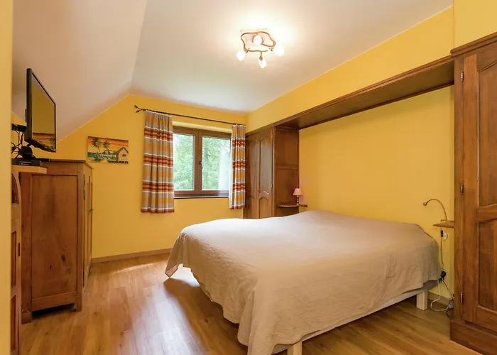 Tenneville With Sauna Erneuville